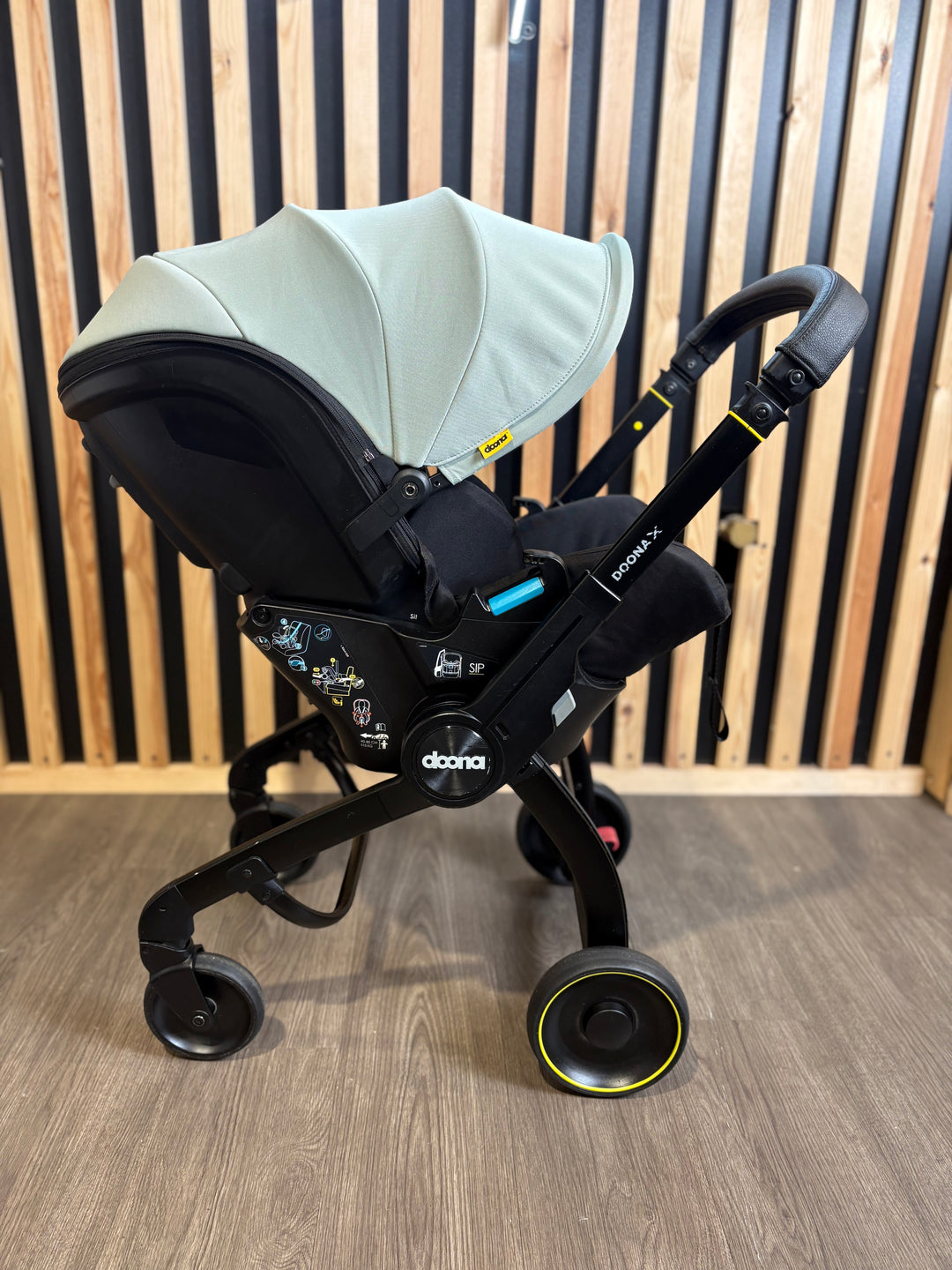 PRE LOVED Doona X Car Seat & Stroller - Dusty Sage