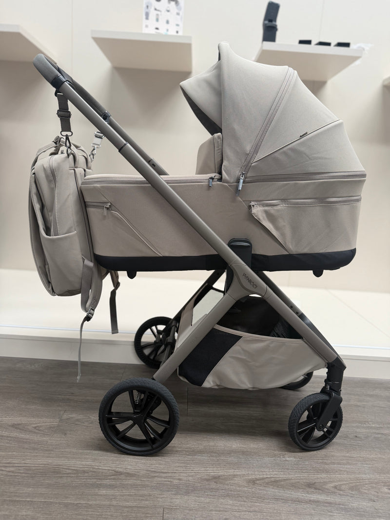 EX DISPLAY Venicci Tila Pram, Pushchair + Accessories - Latte