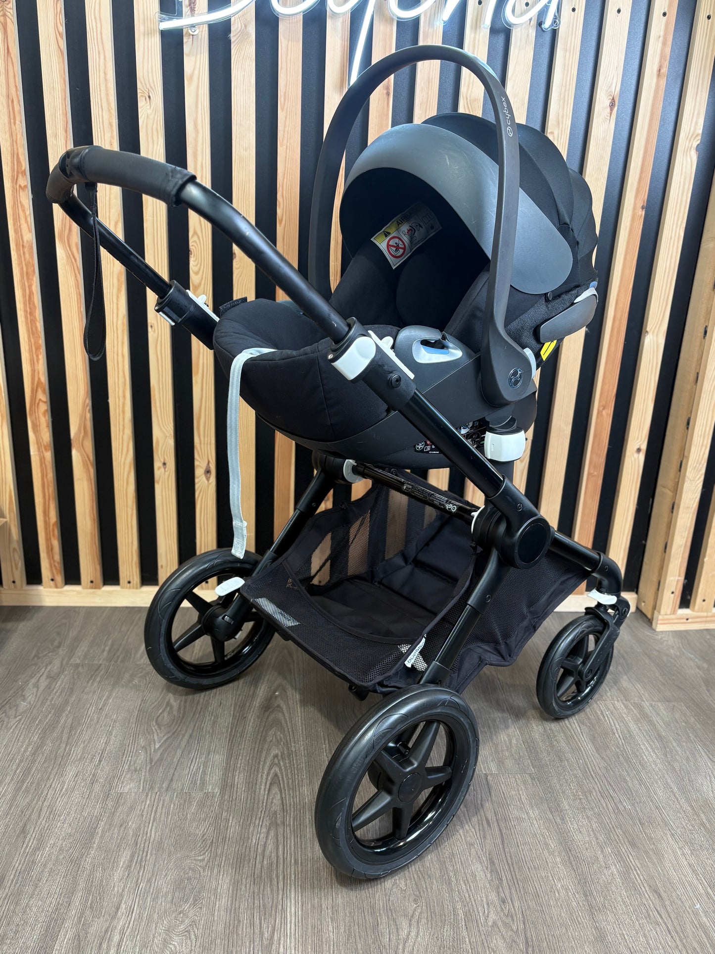 PRE LOVED Bugaboo Fox2 Travel System - Black