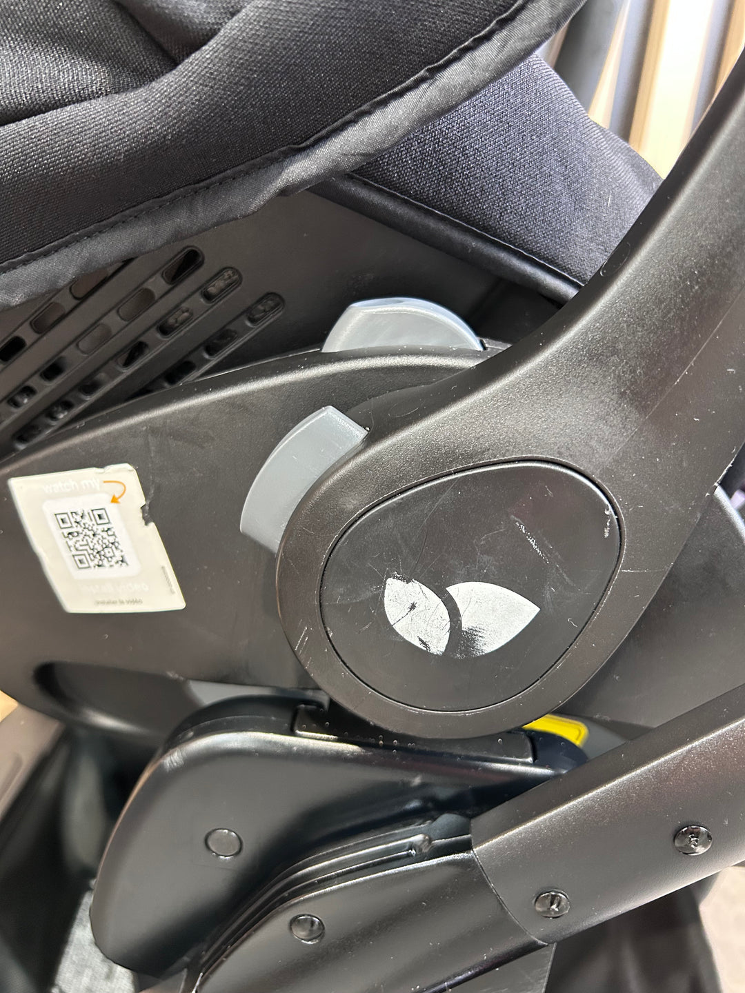 PRE LOVED Nuna Mixx Travel System - Caviar