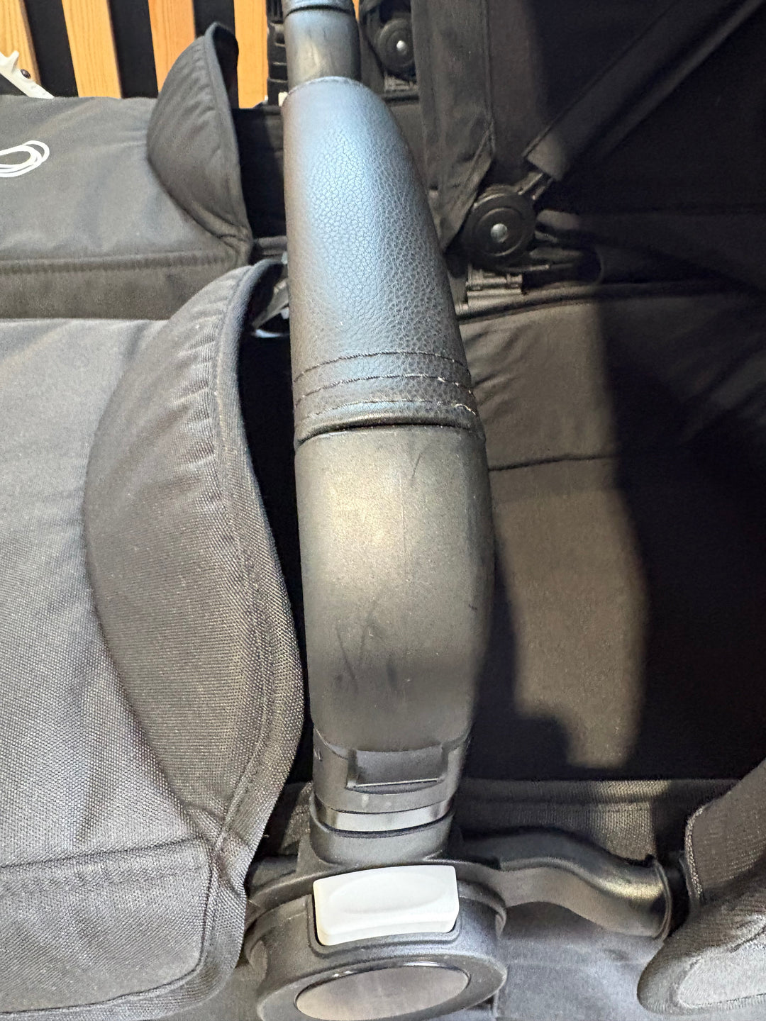 PRE LOVED Bugaboo Donkey5 Twin Bundle - Midnight Black