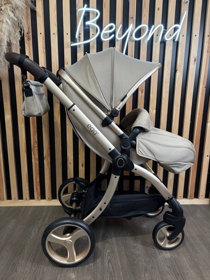 PRE LOVED egg3 Travel System - Feather
