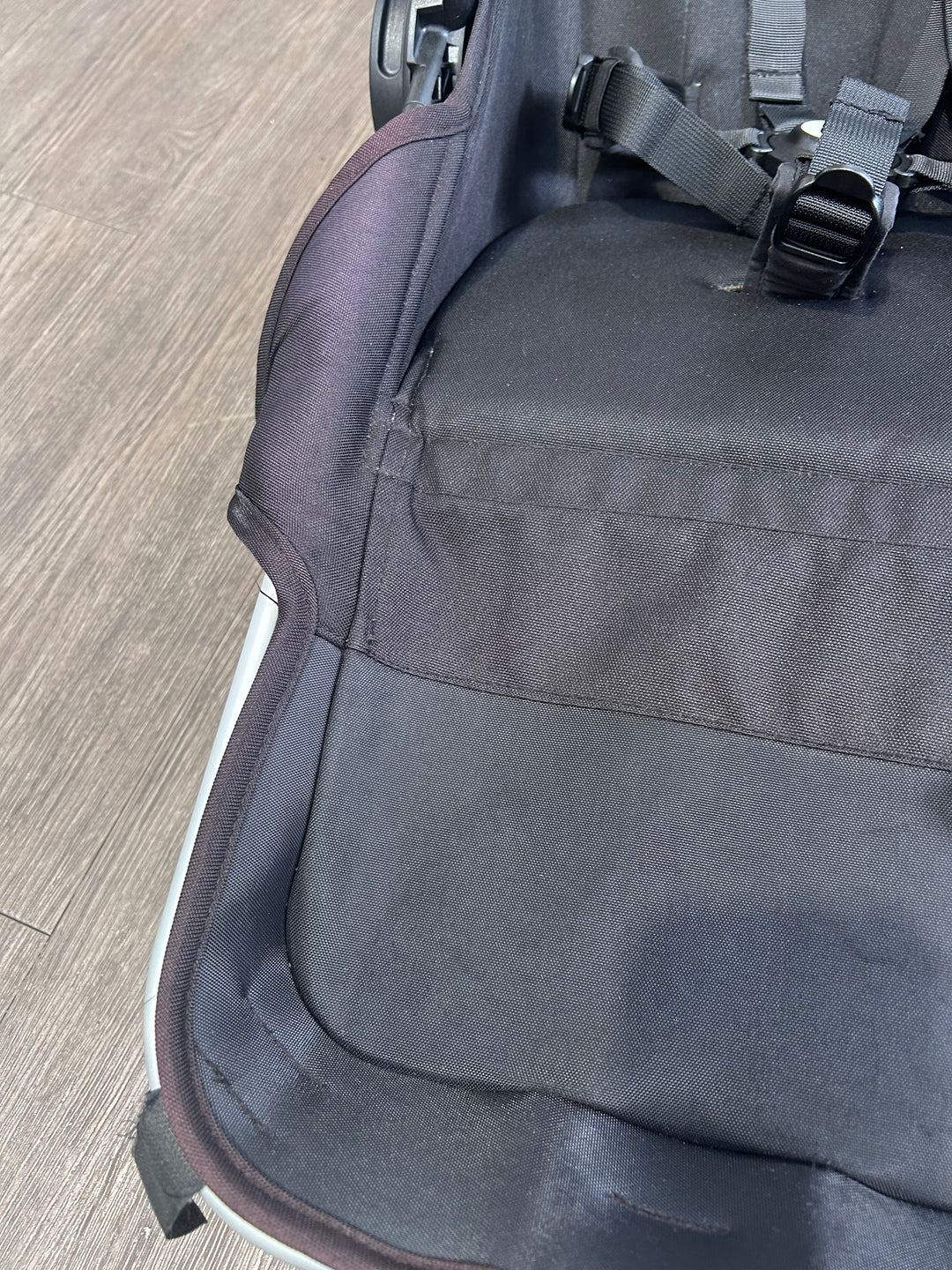 PRE LOVED Bugaboo Donkey2 Twin Bundle - Black/Grey Melange