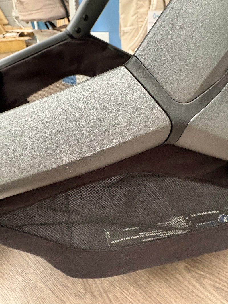 PRE LOVED Maxi-Cosi Fame Pram + Pushchair - Twillic Black