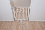 Safety 1st SecurTech Auto Close Metal Gate - White