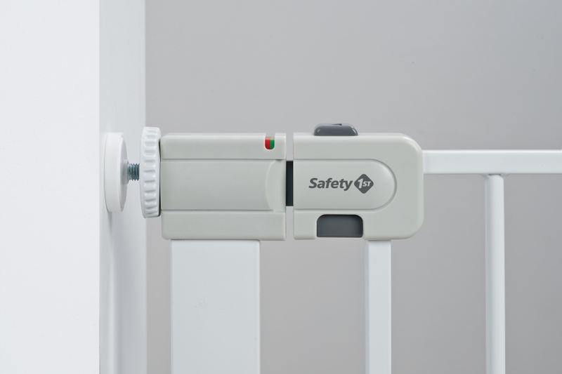 Safety 1st Easy Close Metal SecureTech - White