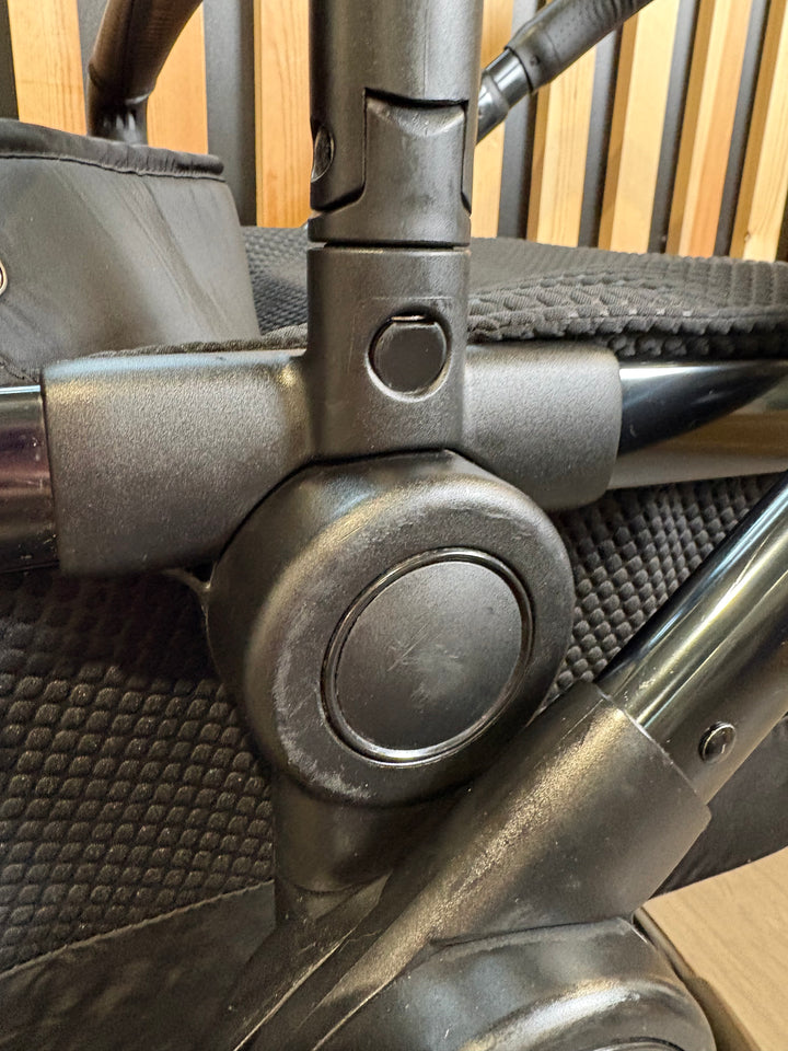 PRE LOVED iCandy Peach 6 Travel System - Cerium