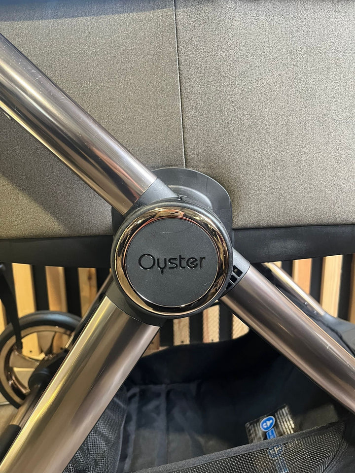 EX DISPLAY Babystyle Oyster4 2-in-1 Travel System - Chocolate Velvet