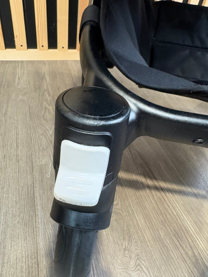 PRE LOVED Bugaboo Donkey5 Duo - Midnight Black