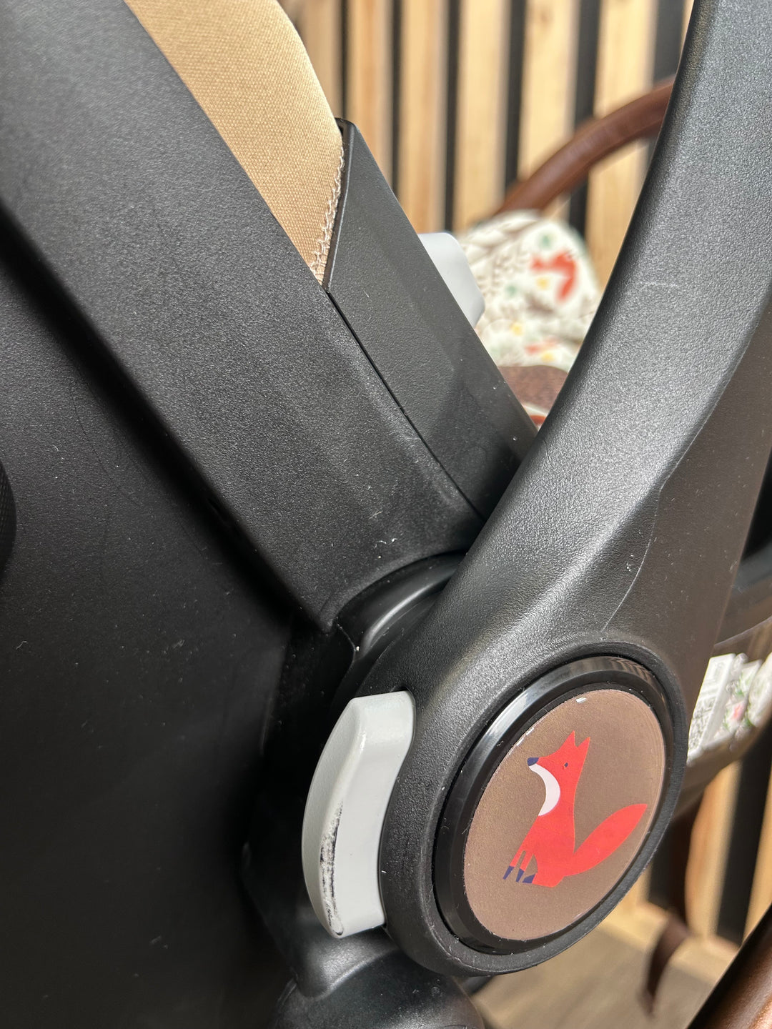 PRE LOVED Cosatto Wow 3 Travel System - Foxford Hall