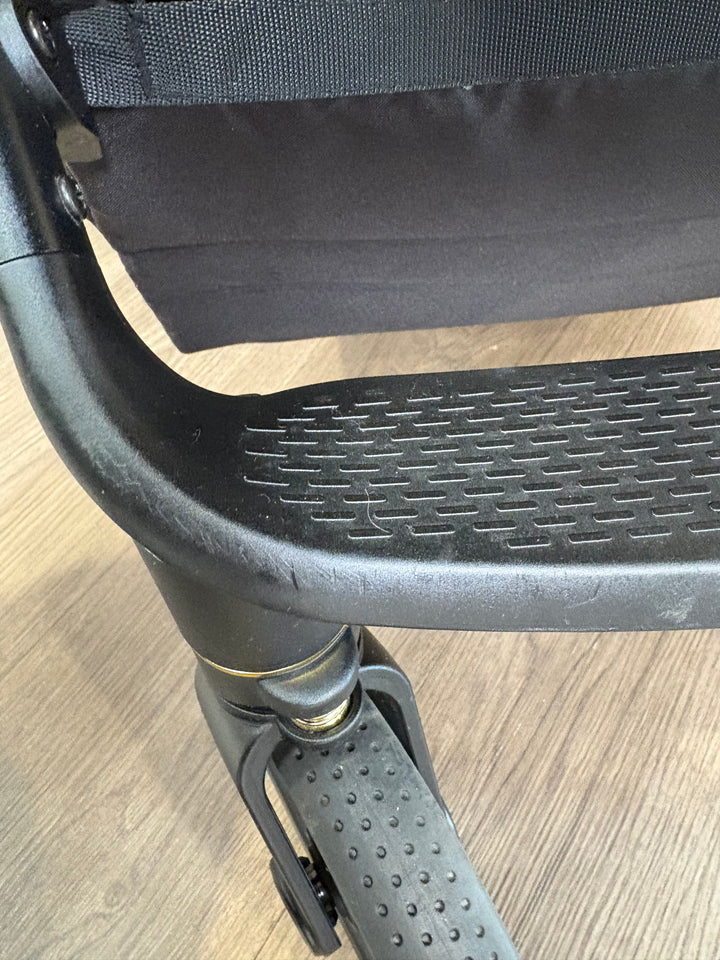 PRE LOVED Venicci Vero Stroller - Noir