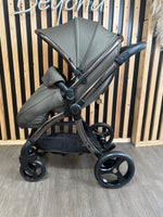 PRE LOVED egg3 Travel System - Hunter Green