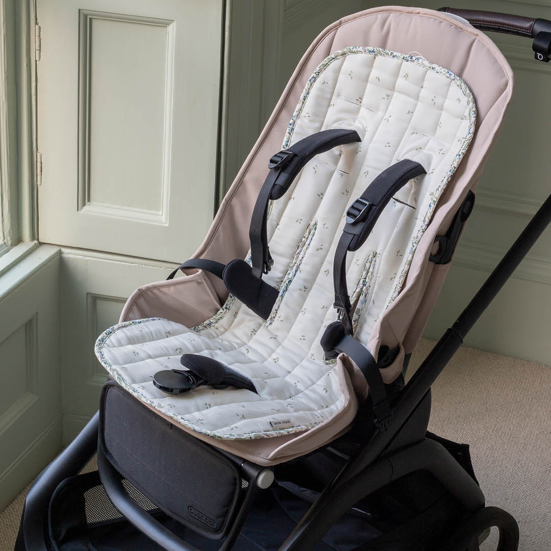 Avery Row Pram Liner - Riverbank/Nettle Scatter