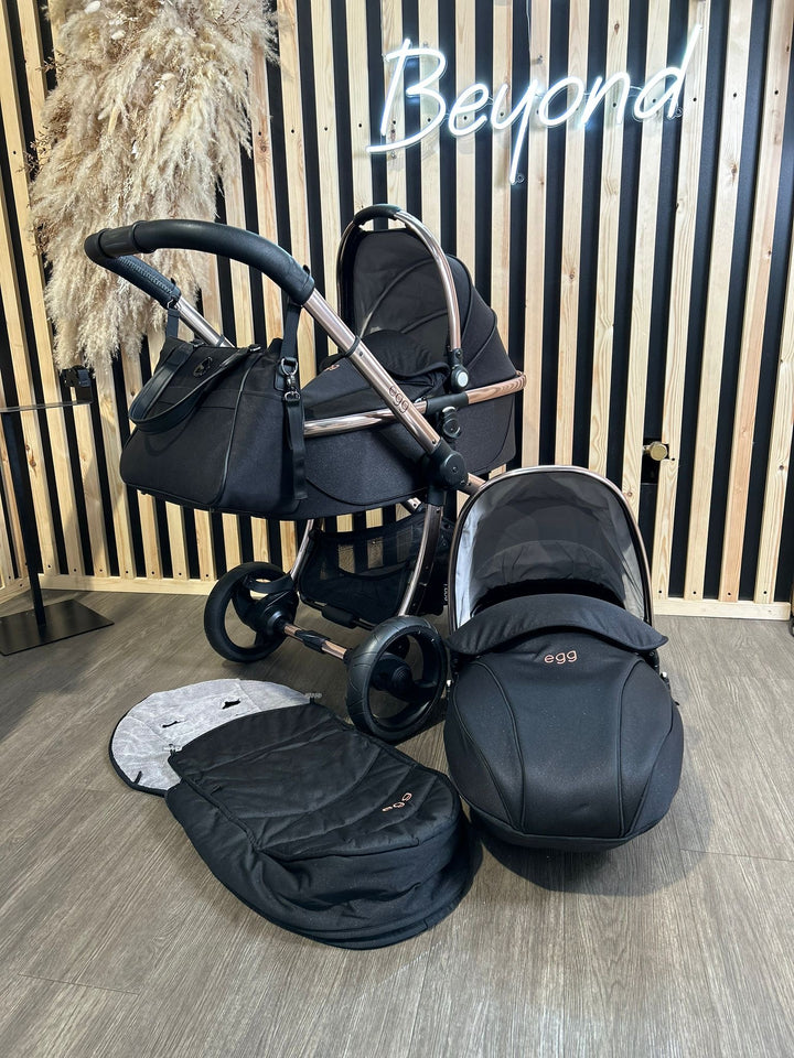 PRE LOVED egg Pram, Pushchair + Accessories - Diamond Black