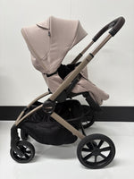 EX DISPLAY Oyster Vee Travel System Bundle - Vanilla