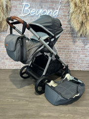 PRE LOVED Ickle Bubba Eclipse 2 in 1 Carrycot & Pushchair Chrome/Graphite Grey/Tan