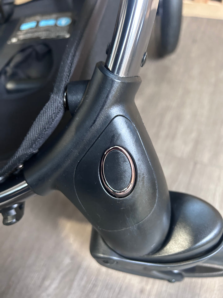 PRE LOVED egg3 Pushchair + Accessories Bundle - Celestial