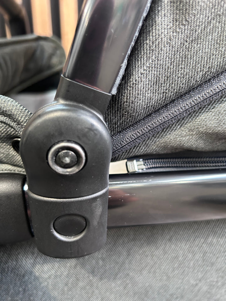 PRE LOVED iCandy Peach 6 Travel System - Dark Grey Twill