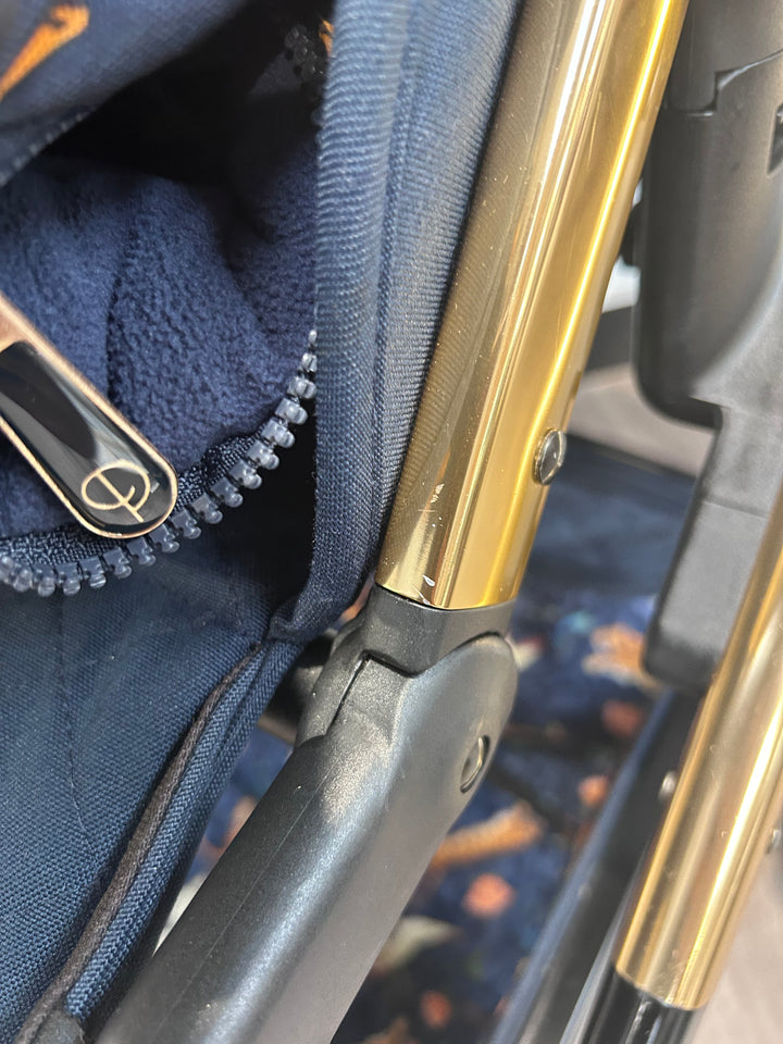 PRE LOVED Cosatto Wow Continental Travel System - On The Prowl