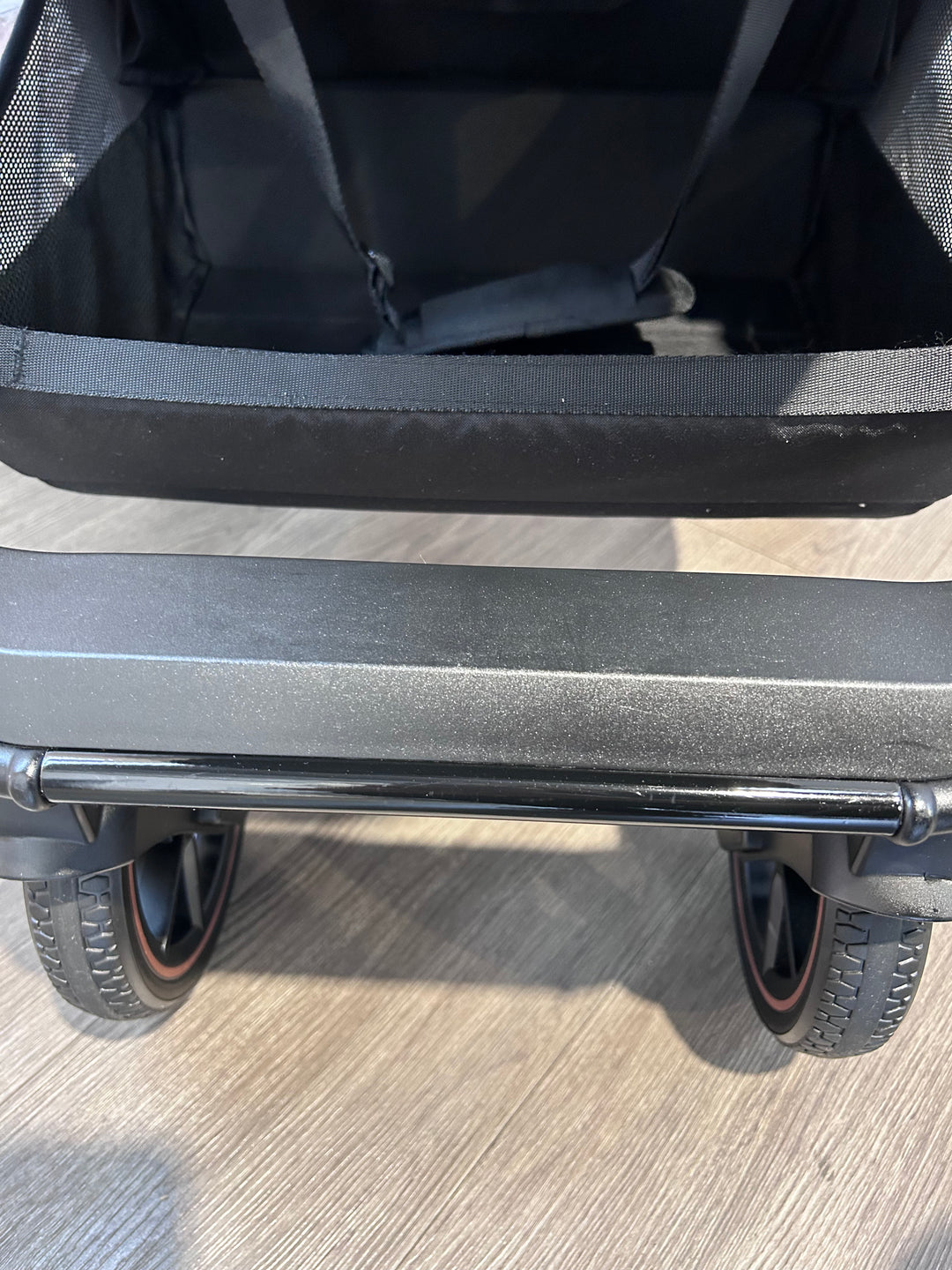 PRE LOVED Venicci Tinum 2.0 SE Travel System - Stylish Black