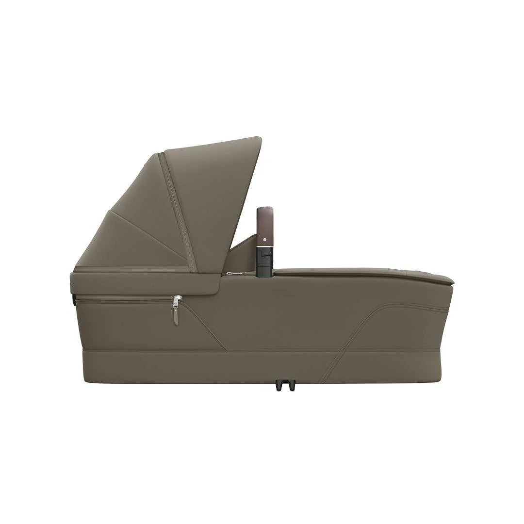 Maxi-Cosi Fame Cabin Stroller + Carrycot - Oak Truffle