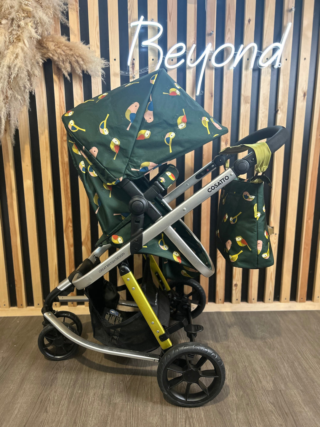 PRE LOVED Cosatto Giggle 3-in-1 Travel System - Birdland