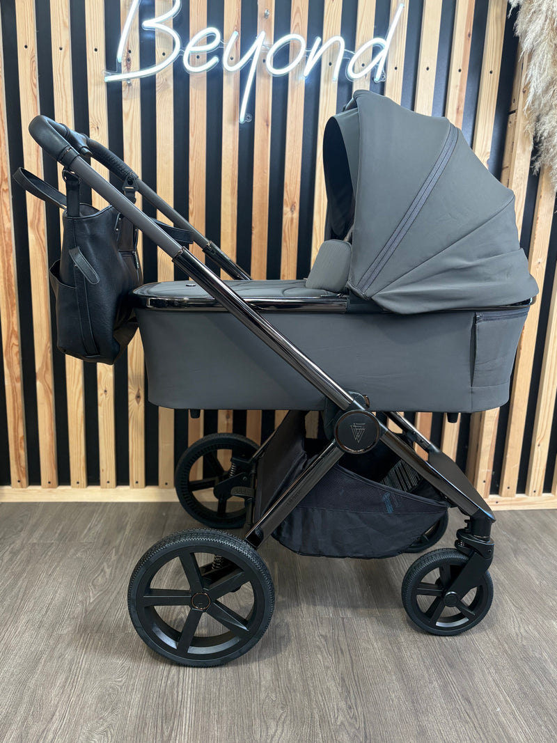 PRE LOVED Venicci Tinum Upline 2-in-1 Travel System - Lava SE