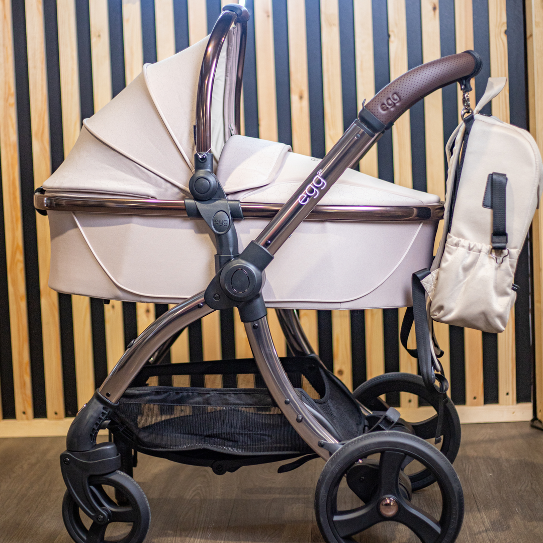 EX DISPLAY Egg2 Pram & Pushchair - Feather Geo