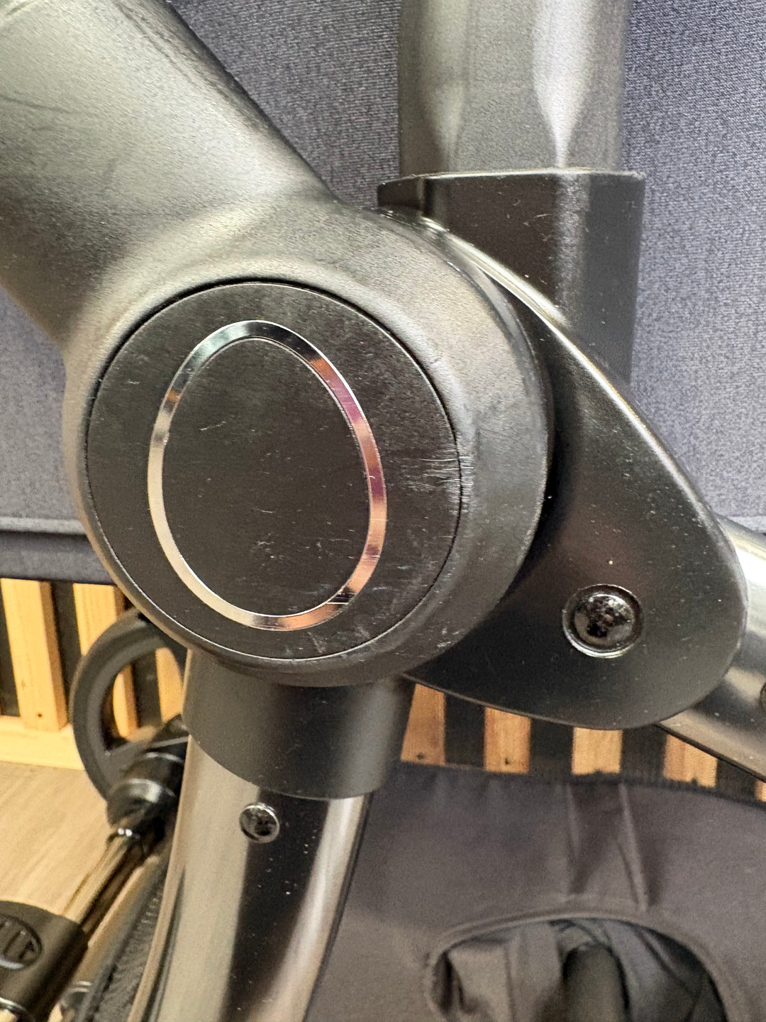 PRE LOVED egg2 Travel System - Cobalt