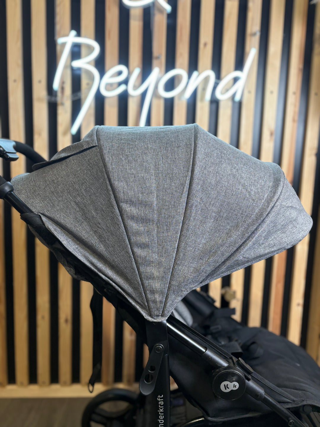 PRE LOVED Kinderkraft Trig2 Stroller - Grey