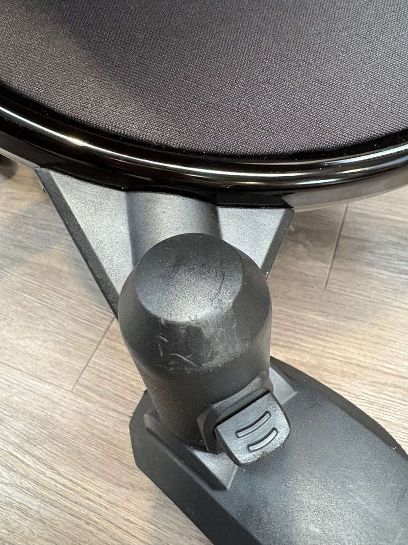 PRE LOVED Ickle Bubba Stomp Travel System - Black/Black
