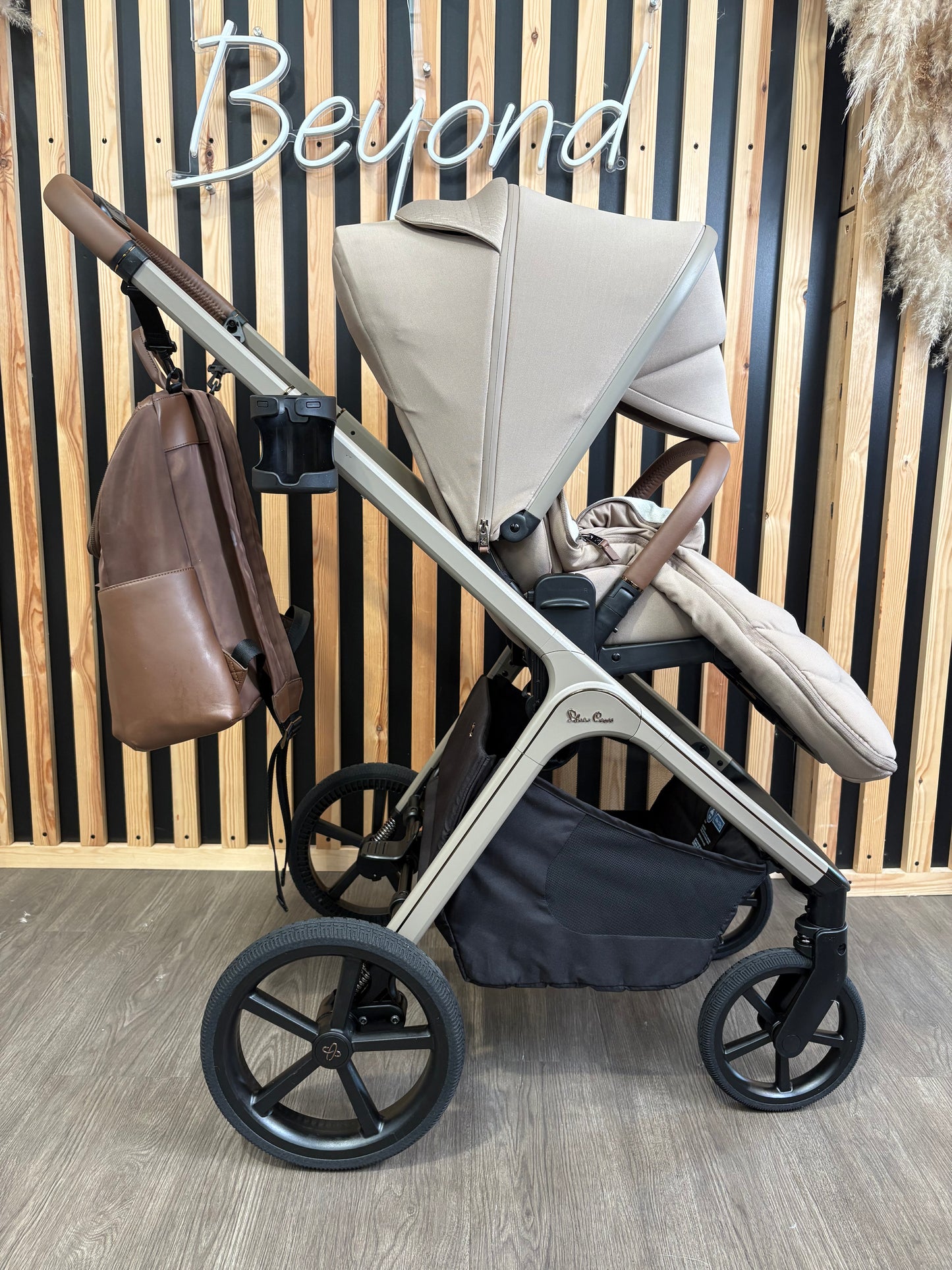 PRE LOVED Silver Cross Cove Travel System - Champagne