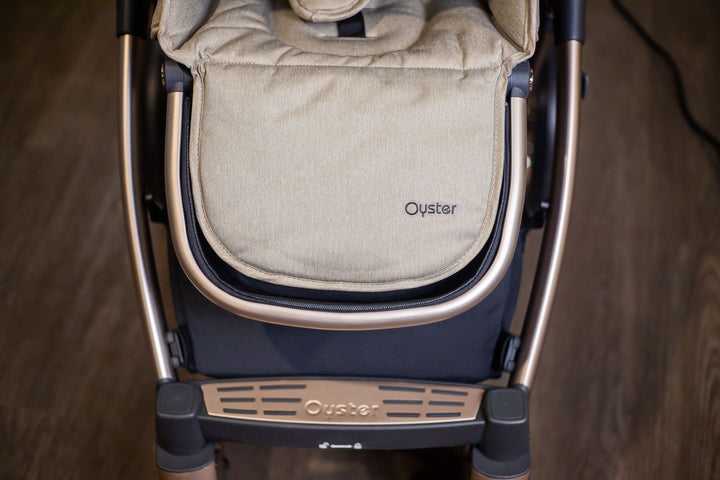 EX DISPLAY Babystyle Oyster3 Pram, Pushchair + Accessories - Cream