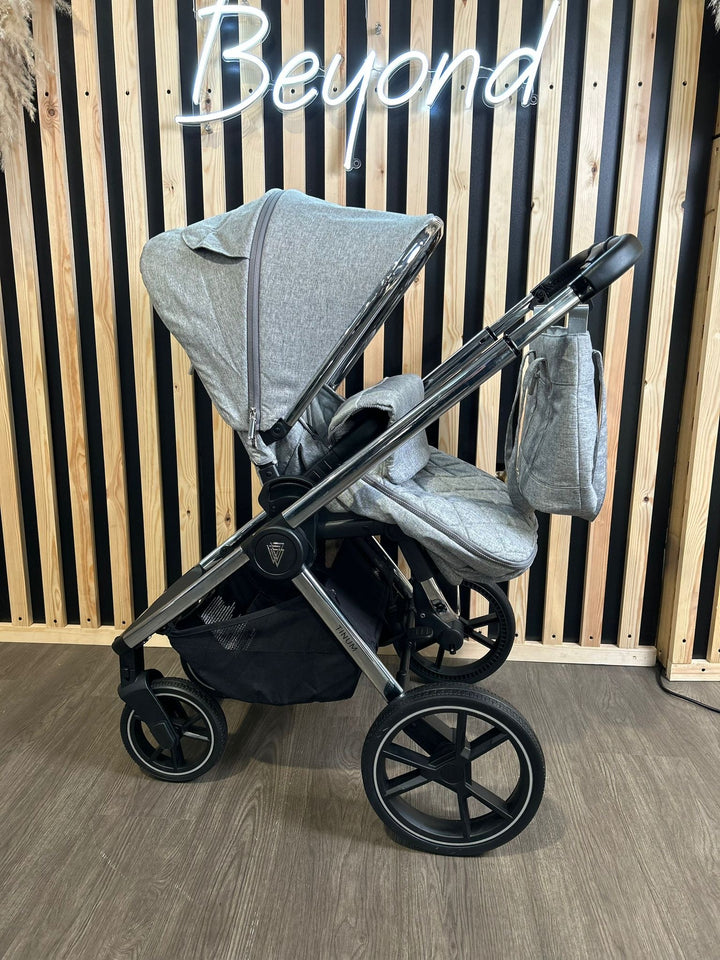 PRE LOVED Venicci Tinum 2.0 2in1 Travel System- City Grey