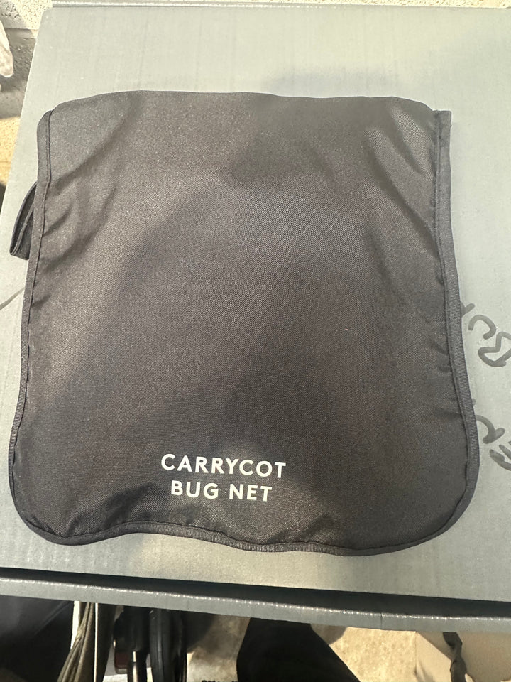 PRE LOVED Silver Cross Wave Carrycot Insect Net