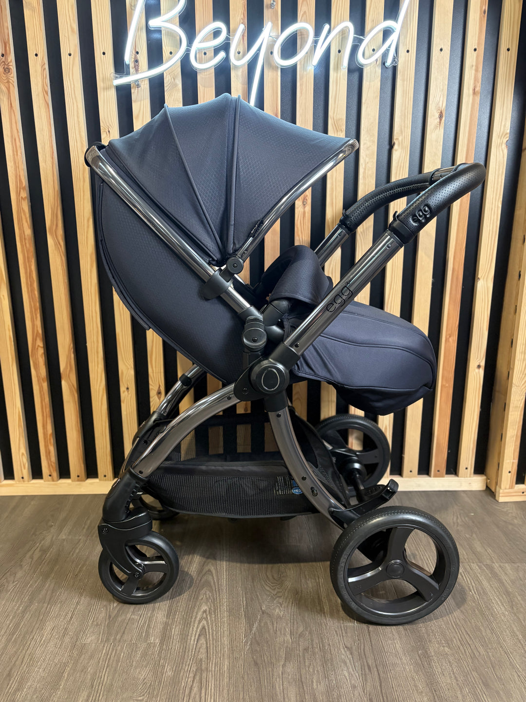 PRE LOVED egg3 Pram + Pushchair - Celestial