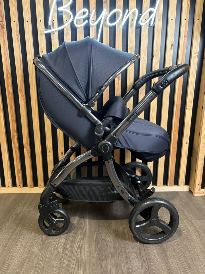 PRE LOVED egg3 Pram + Pushchair - Celestial