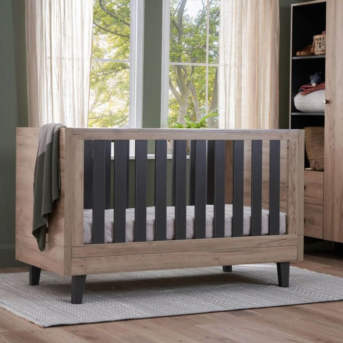 Tutti Bambini Como Cot Bed - Distressed Oak/Slate Grey