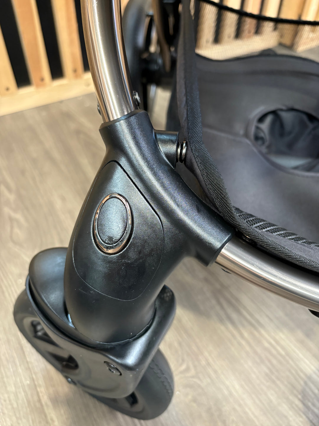 PRE LOVED egg2 Travel System - Mink