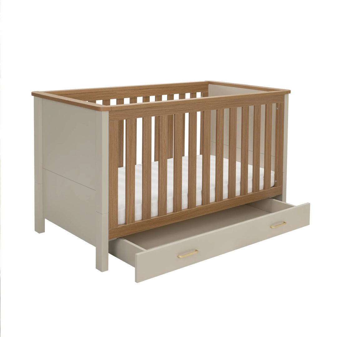 Babymore Mira Cot Bed – Cashmere Warm Oak