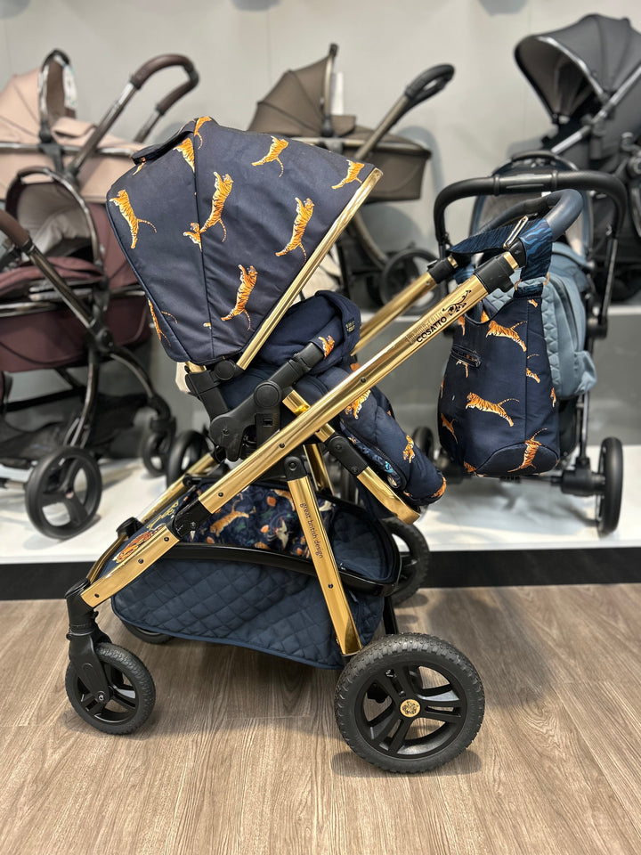 PRE LOVED Cosatto Wow Continental Travel System - On The Prowl