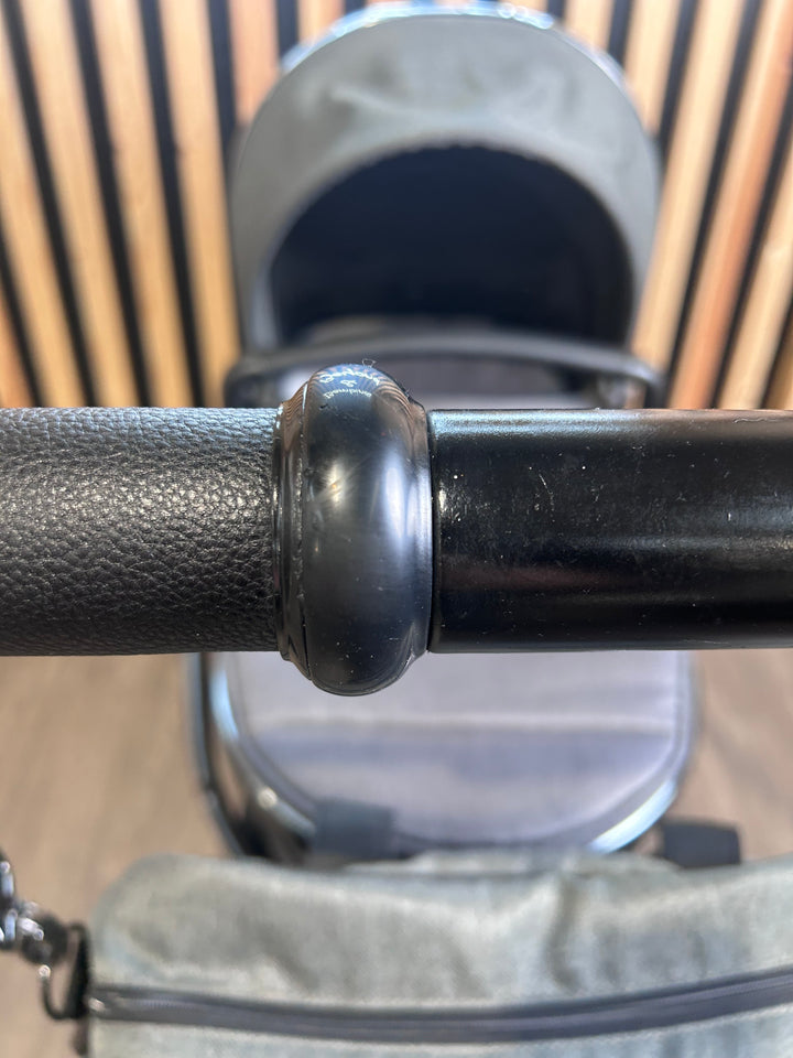 PRE LOVED iCandy Peach 6 Travel System - Dark Grey Twill