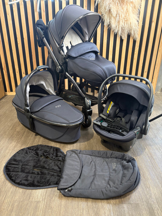 PRE LOVED egg3 Travel System - Celestial