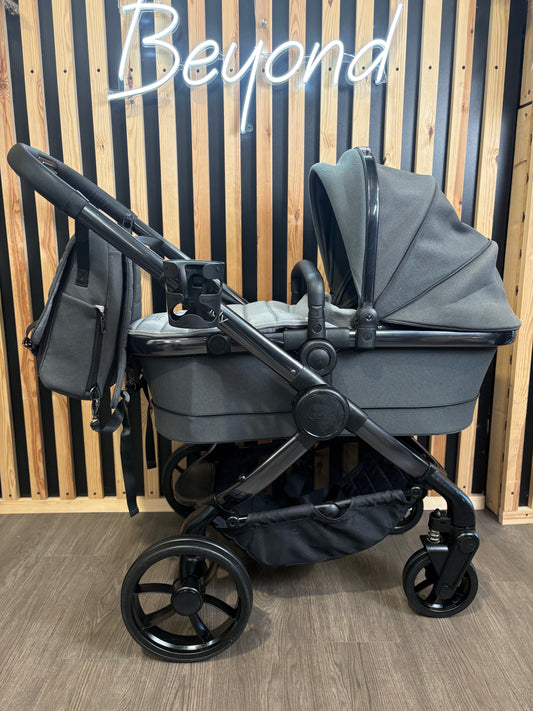 PRE LOVED iCandy Peach 7 Pram, Pushchair + Accessories - Phantom/Truffle
