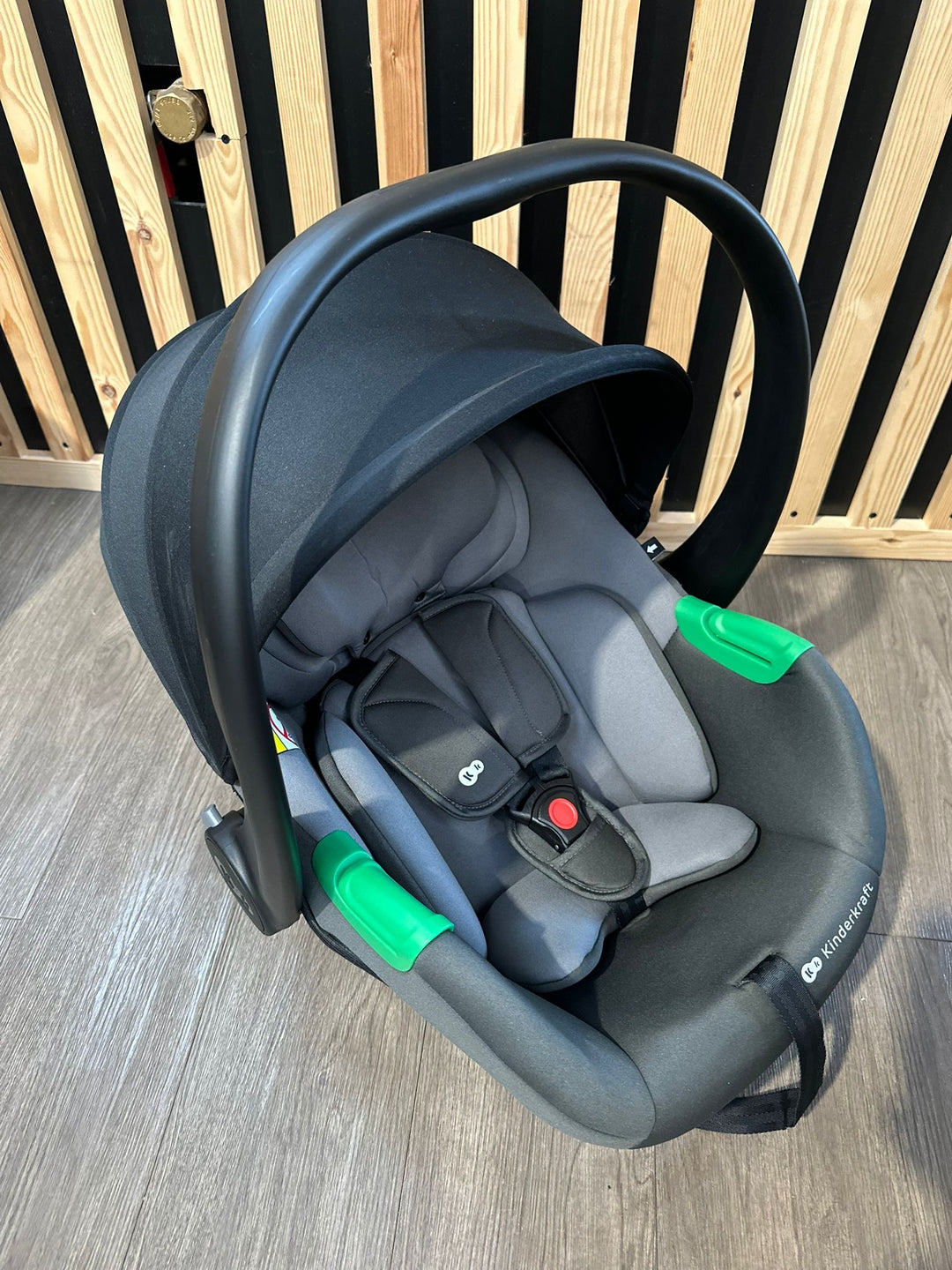 EX DISPLAY Kinderkraft Esme Pram + Pushchair + Brand New Mink Pro Car Seat - Moonlight Grey