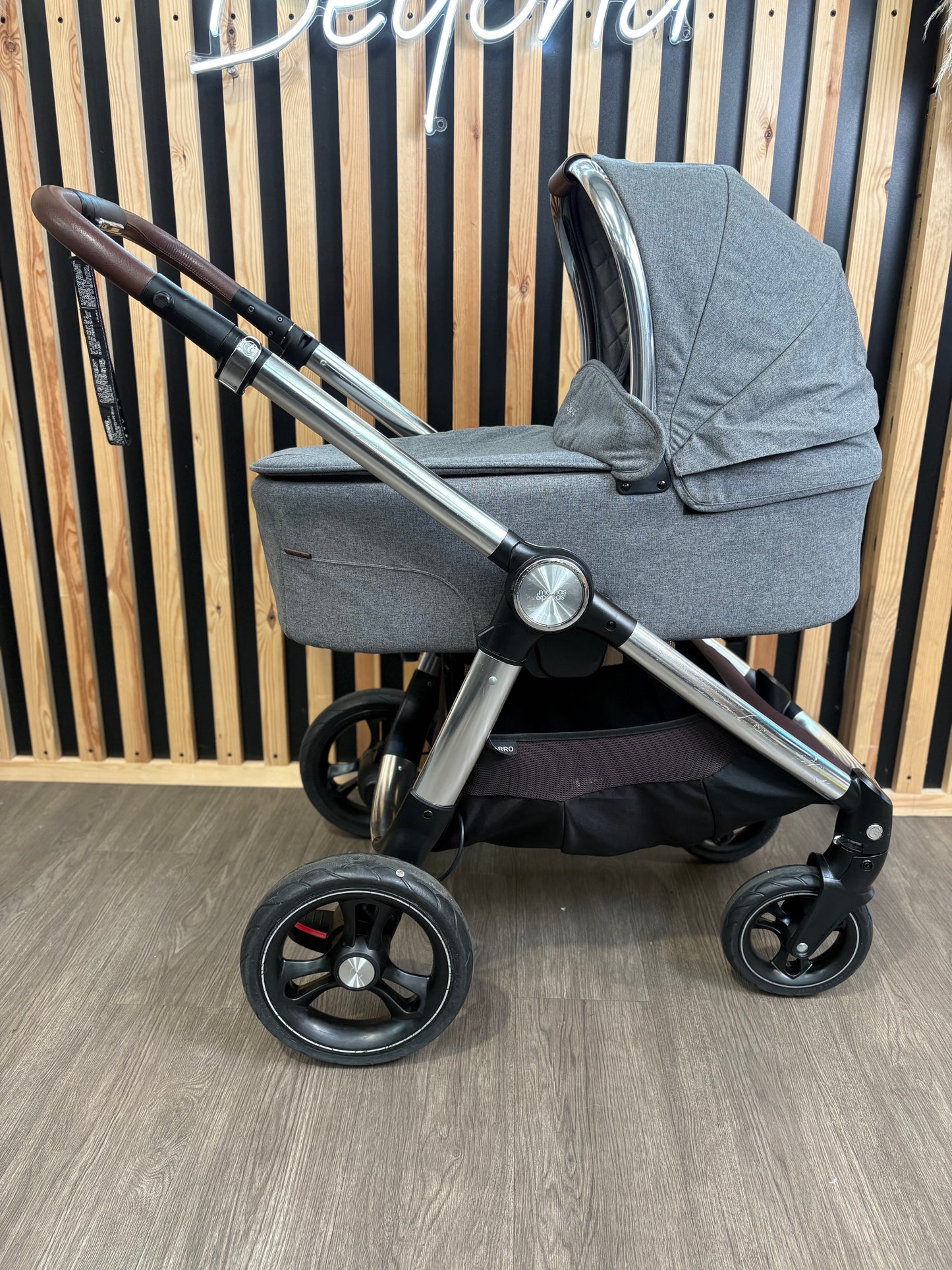 PRE LOVED Mamas & Papas Ocarro Pram, Pushchair + Accessories - Grey Tweed