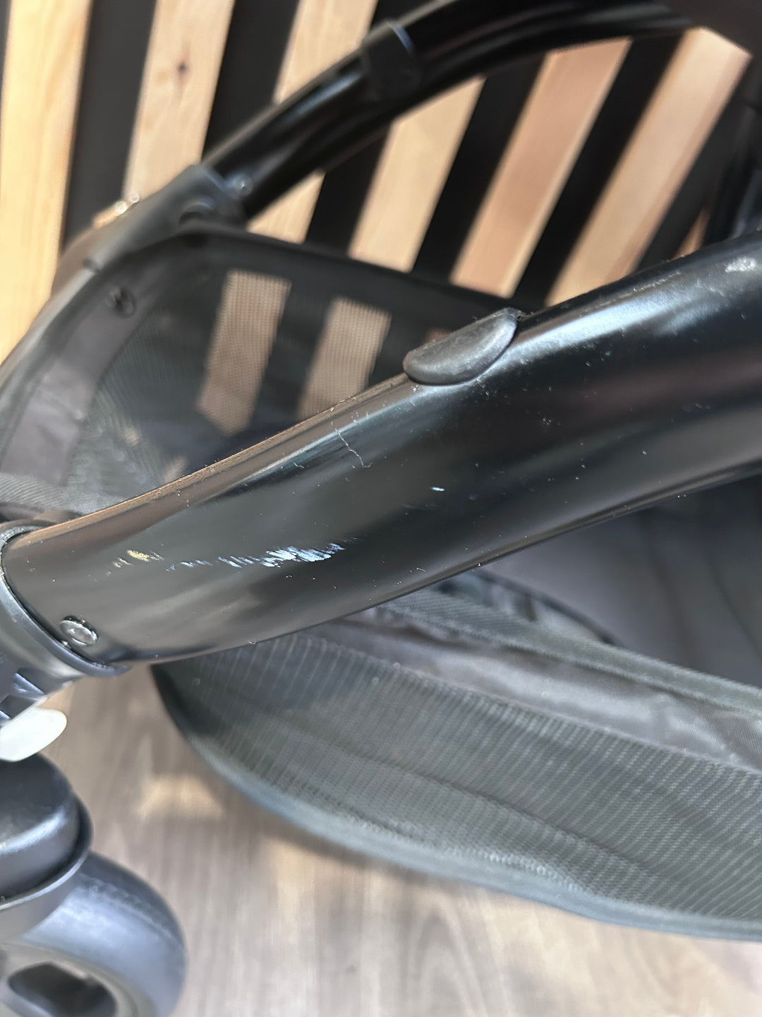 PRE LOVED egg2 Travel System - Jurassic Gold