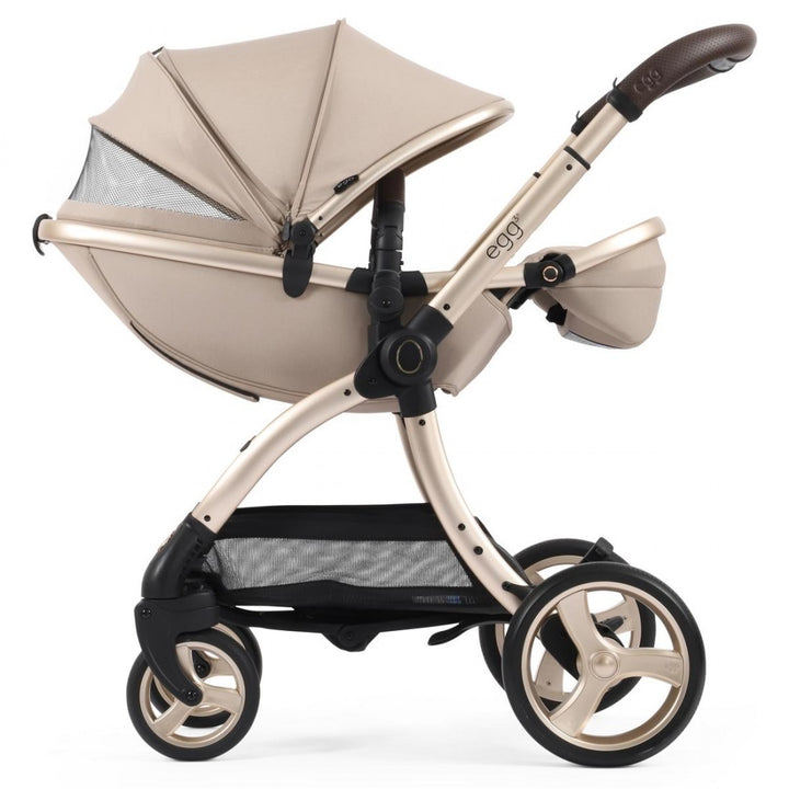 egg 3 Luxury Cloud T i-Size Travel System Bundle - Feather