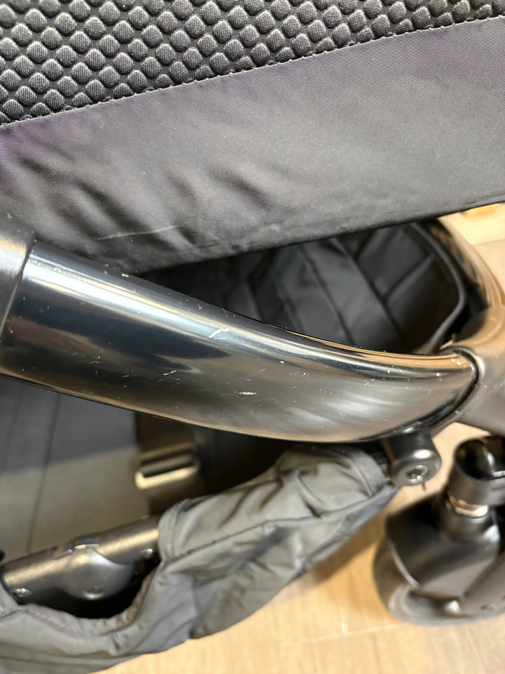 PRE LOVED iCandy Peach 6 Travel System - Cerium