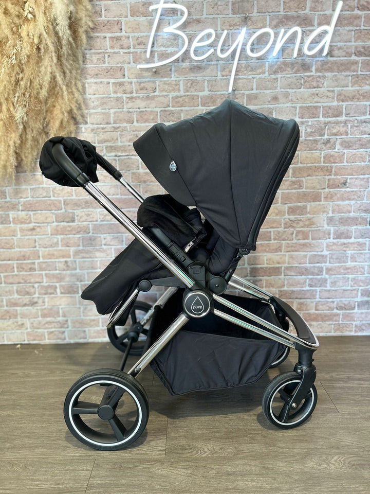 EX DISPLAY Mee-go Pure Pushchair with Carrycot & Accessories - Black